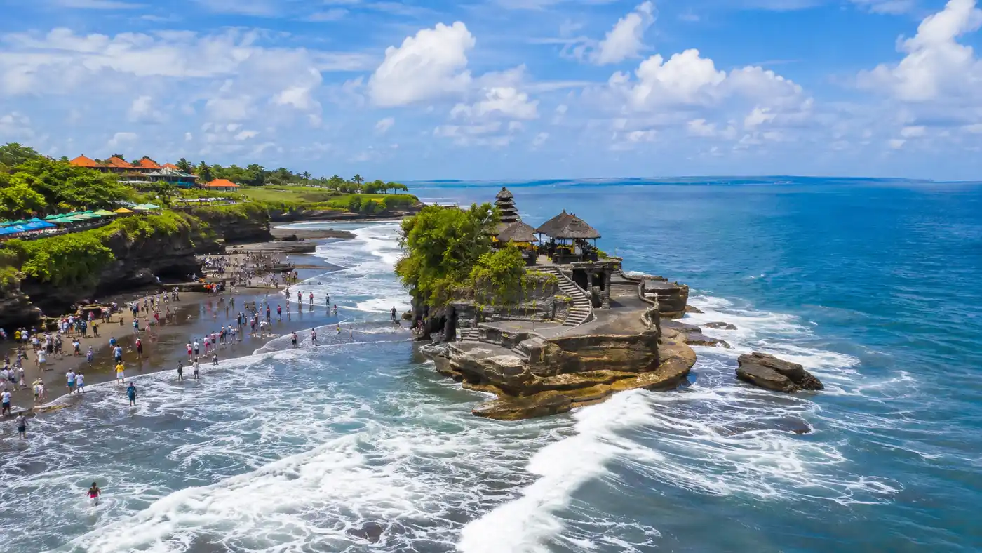 Tanah Lot Temple History, Myths & Uluwatu Comparison